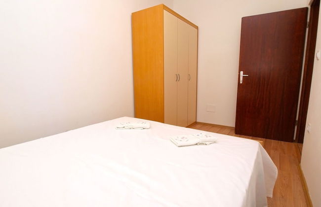 Apartment 1136 - Photo 4