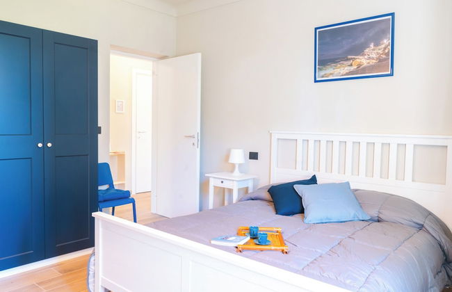 Lemon Apartment with Garden and Sea View - Photo 3