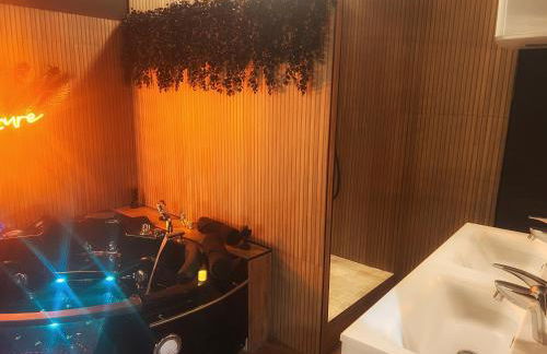 Love Room Luxure 50 Nuances - Photo 5