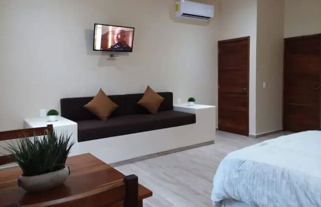 One Extra Free Night Staying 3 Nights Intl Chef & Yacht - Brekky Available - Foto 9