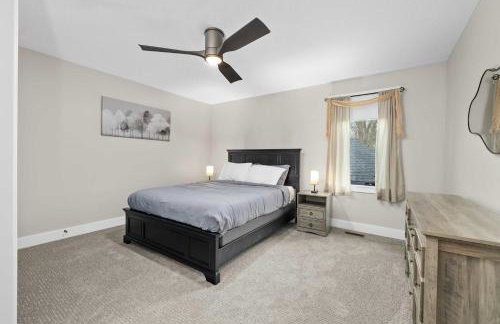 Luxury Modern Lodge Near Fort Wayne with River Views - Foto 14