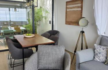 Oasis House - Photo 22