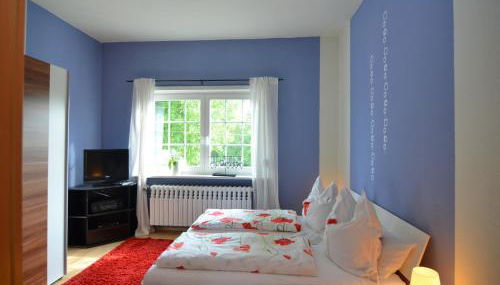 Charming Forest Escape for Two - Foto 4