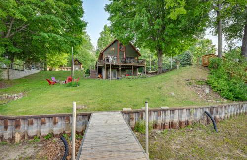 Peaceful Waterfront Cabin on Tittabawassee River! - Foto 36