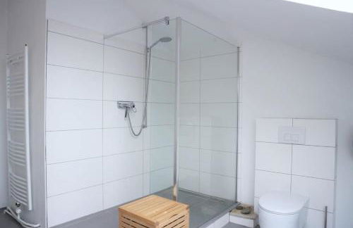 LIVING .... Bungalow mit großem Garten . - Foto 26