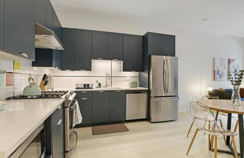 Elegant 2BR Apartment with In-Unit Laundry - Sheridan 102 - Photo 5