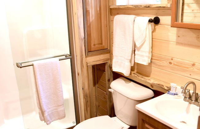 Gateway Inn - Photo 37