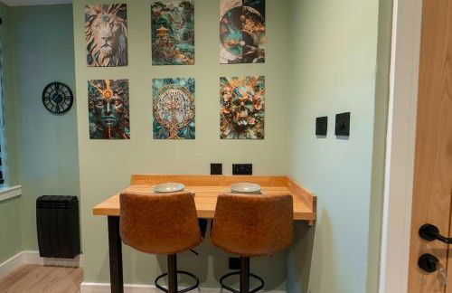 High Street Hideaway - Photo 26