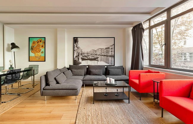 Sleek and Central Flat With Backyard in Besiktas - Foto 1
