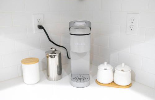 North End blue -Hot Tub - Fire Pit - Downtown -4BR - Photo 51