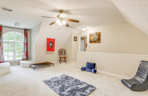 6 Mi to Stone Mountain Park Home with Deck! - Foto 25