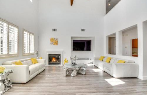 4 Mi to Dtwn Merced Spacious Home with Yard! - Foto 1