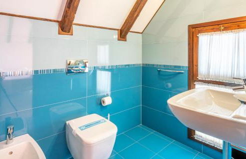 3 Bedroom Nice Home In Albarella Ro - Foto 31