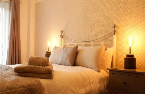 Newly refurbished 1 bed first floor apartment with wifi - Foto 1