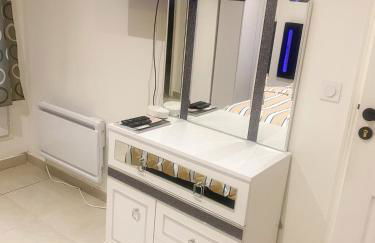 Logement F2 entier calme à 20 mins de paris , Stade 2 France, Aéro CDG, Parc des expositions, Disneyland Paris,Futuroscope, Tour Eiffel - Foto 21