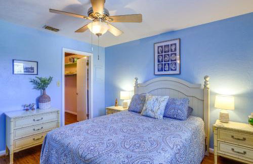 Waterfront Duplex with Dock and Views Near Town! - Foto 9