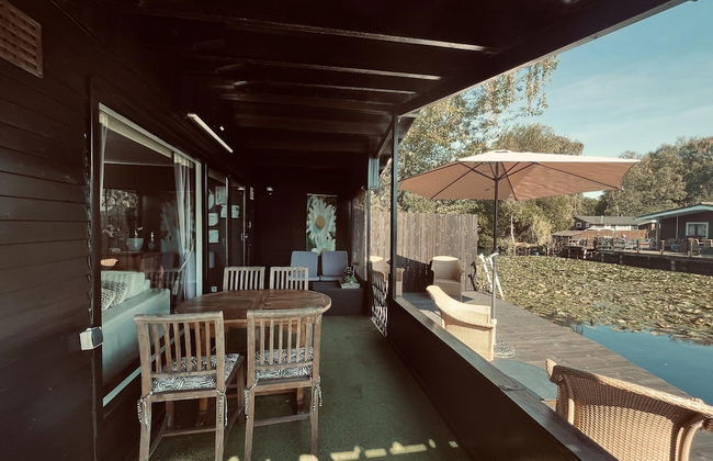 Modern Waterfront Chalet - Foto 15