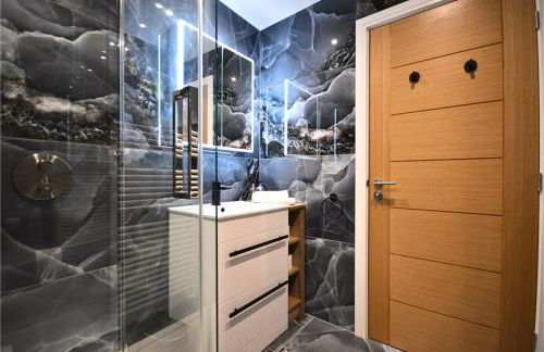 New Two Bedroom Suite - Walk to Trentham Gardens! - Foto 4