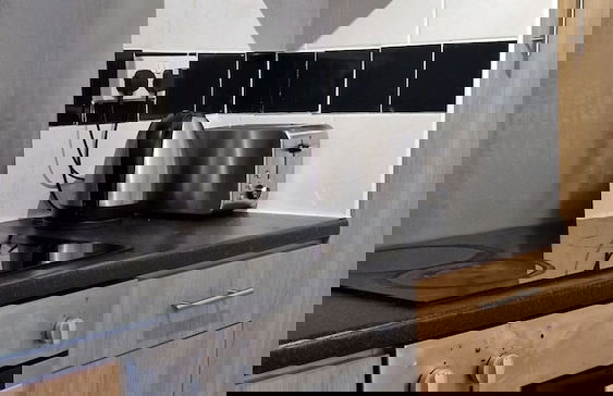 Spacious 1 Br Lincoln City Centre & Amenities, Free Parking - Photo 30