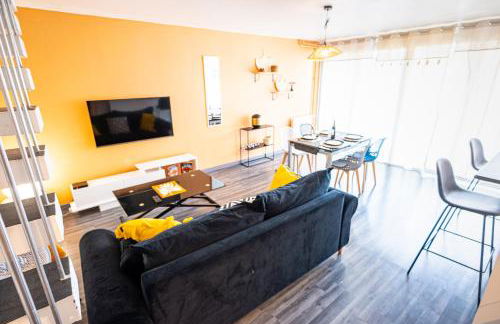 Duplex- T2 Barcelona Pop - Terrasses - Parking - Vue canal - Foto 8