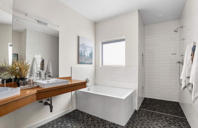 Lakefront Luxury Stunning Views Dock Hot Tub - Foto 26