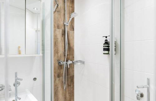 GREAT CITY VIEW I 26 FLOOR I NETFLIX and BOXSPRINGBED - Foto 4