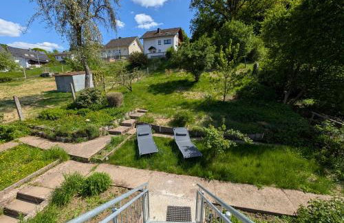 Casita im Tal - Entspannung mit Terrasse, Garten und Garage - Foto 2
