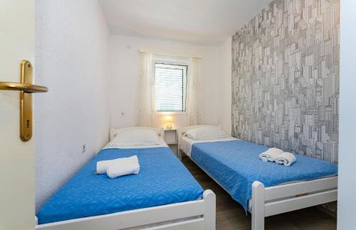 MY DALMATIA - Holiday home Nadalina with private pool and jacuzzi - Photo 36