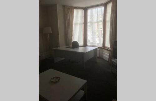 Preston Villa, spacious ground floor apartment - Foto 10