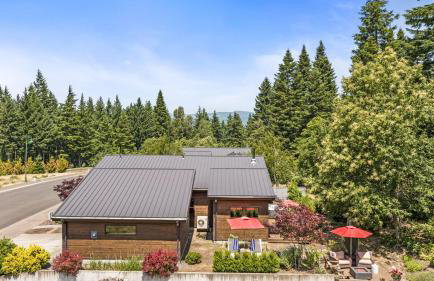 Mountain-View Retreat with Hot Tub & Waterfalls - Foto 64