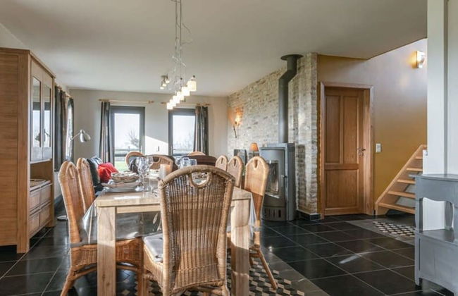 Rustic Family Holiday Home for up to 8 People Located in the Green of the Countryside - Foto 11