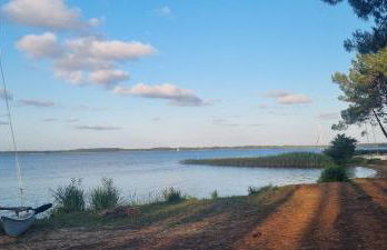 Villa Tré les Pins, 7 chambres, à 100m du LAC DE LACANAU - Foto 8