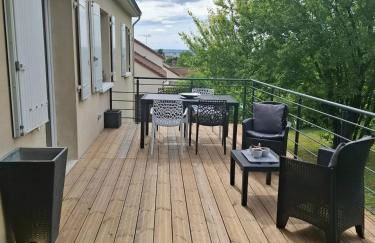 Maison confortable à Châtellerault avec terrasse - 78 m² - Foto 1