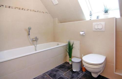 Doppelhaushaelfte am Hafen von Neuendorf - Foto 24