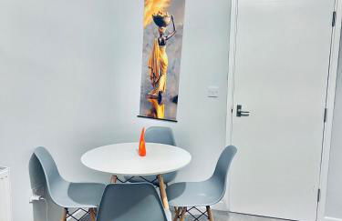 2 Bed Ground Floor Apt - outdoor access in Strood F2 - Photo 11