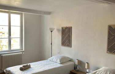 La Maison d'Ailleurs - Photo 33