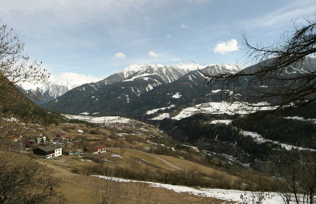 Cozy Chalet in Karrösten near Forest - Photo 10