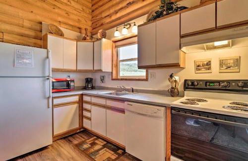 Cabin with Fire Pit, Views and BBQ 18 Mi to Moab! - Foto 7