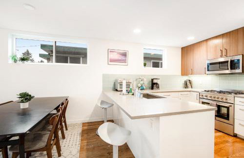 City-View Modern - Photo 12