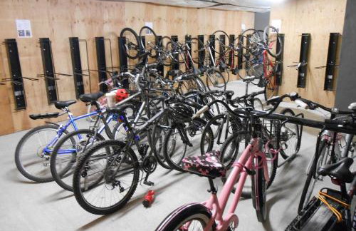 Wallingford jr 1br w rooftop nr bars SEA-639 - Photo 30