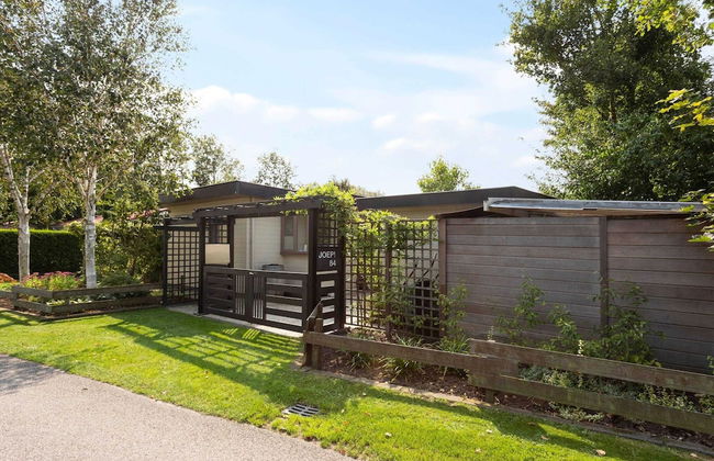 Light and Quiet Chalet With Beautiful Terrace Near Historic Goedereede - Foto 1