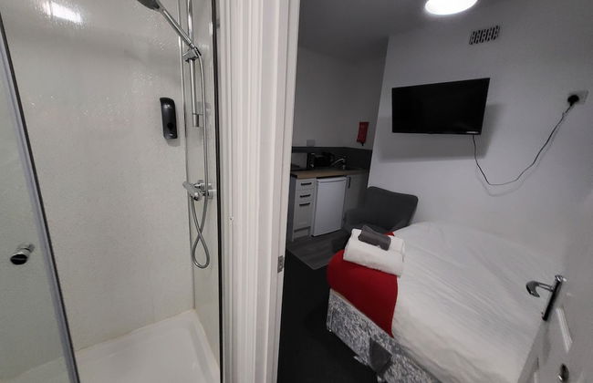 Comfortable Stay - Fishpond Dr - Photo 12