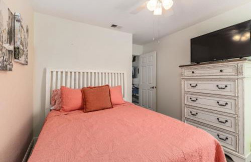 Montserrat House with Pool & Toys - Fenced in Backyard - Foto 41