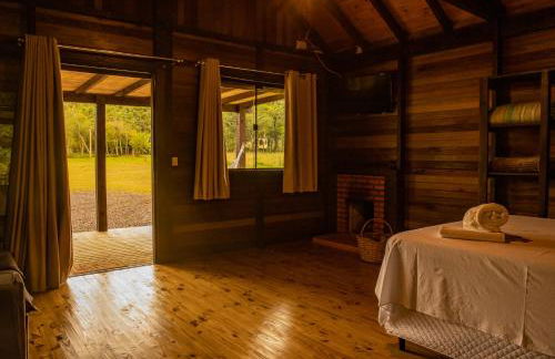 Chalé Canadense com Hidromassagem Pousada Índios Koroados - Foto 7