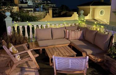 Luxury Villa with Panorama View and Heated Pool - Photo 64