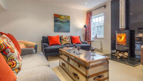 Beech House - Photo 3