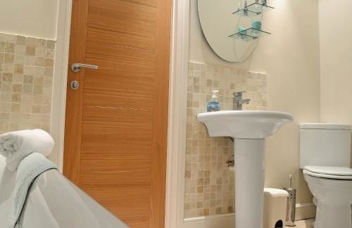 Oswald House - Photo 15