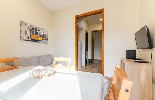 Alfama the city and the river - Foto 26