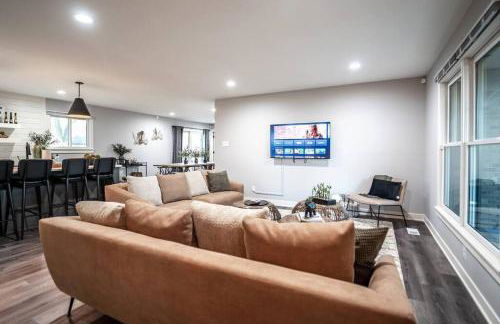 OliveBranch-LuxeDesigner Home-Spa-Firepit-GameZone - Foto 24