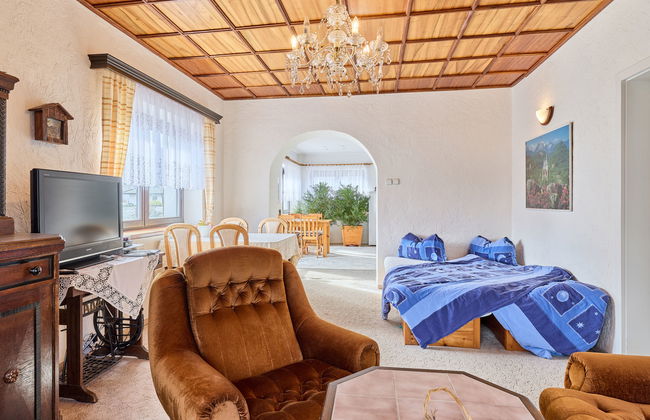 2 bedroom Apartment in Vrchlabí with private pool and garden - Photo 8